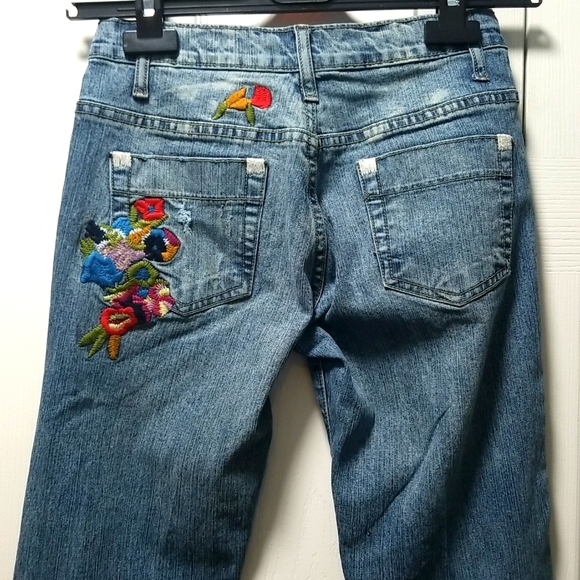 Vanilla Star Platinum Enbroided Jean's Size 1 - Picture 5 of 10